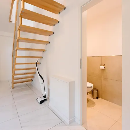 Business Flughafen Apartamento
