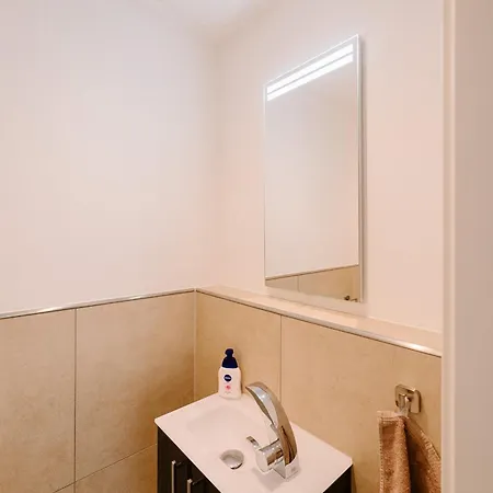 Business Flughafen Apartment